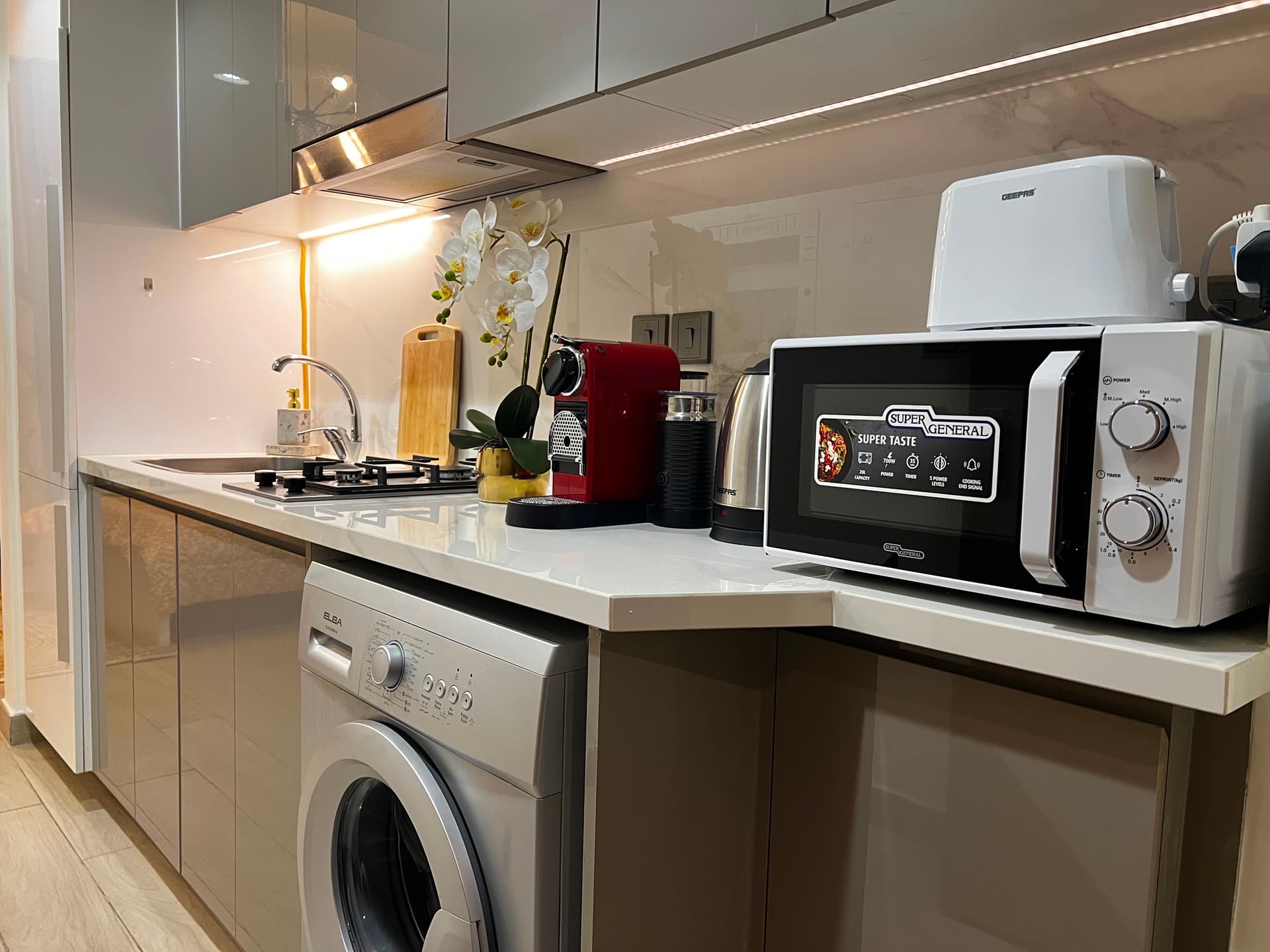 Furnished Studio | Modern Interiors | Clean and Spacious photo 4