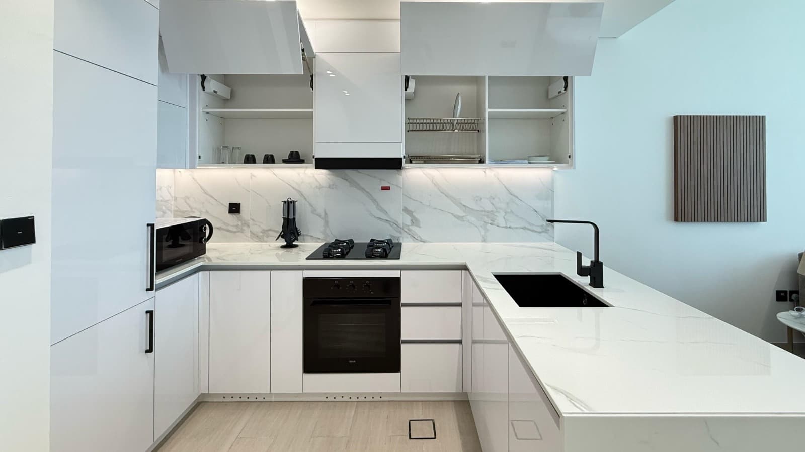 Bright & Spacious • Premium Furnished — 15