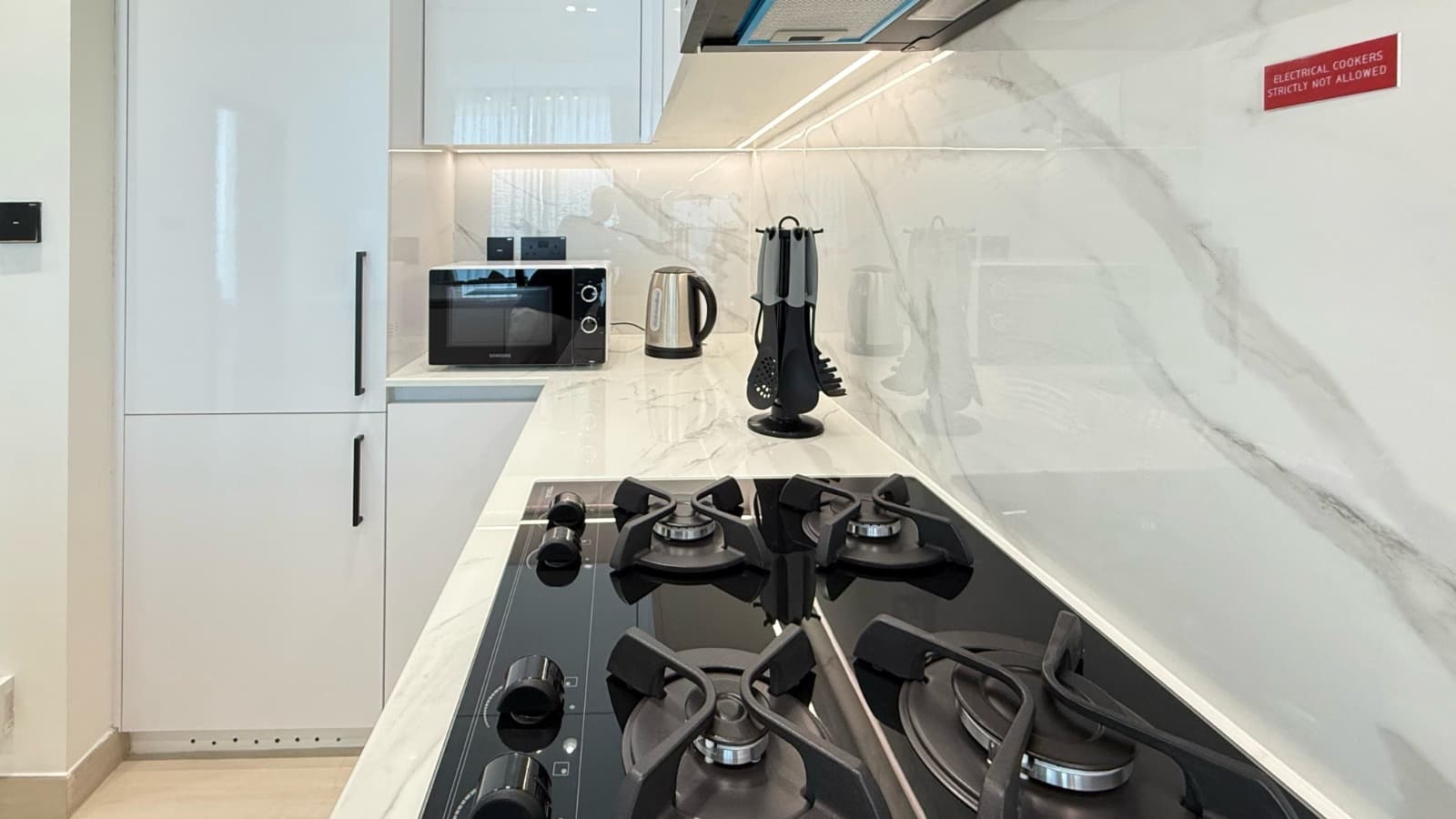 Bright & Spacious • Premium Furnished — 17