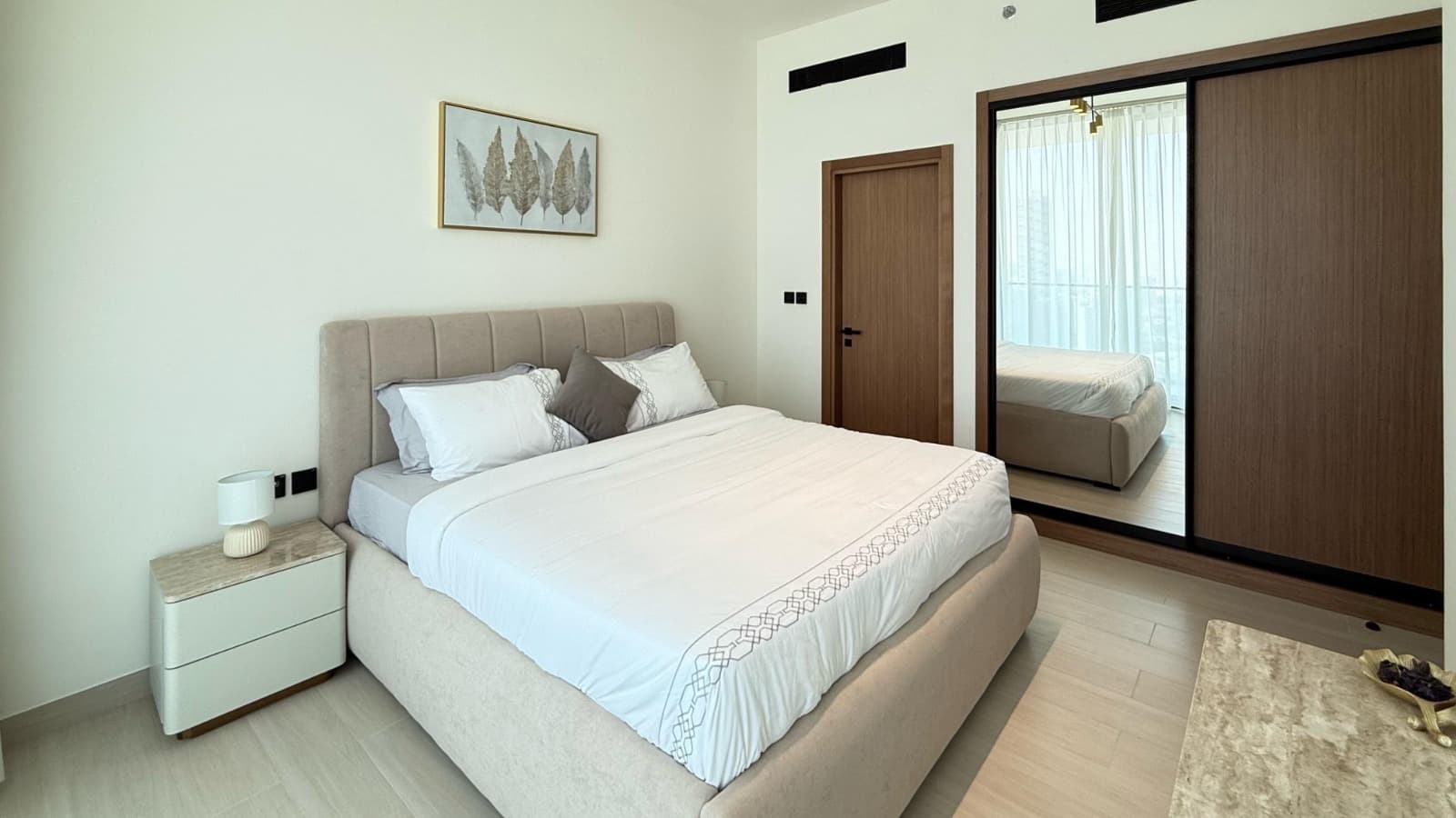Bright & Spacious • Premium Furnished — 11