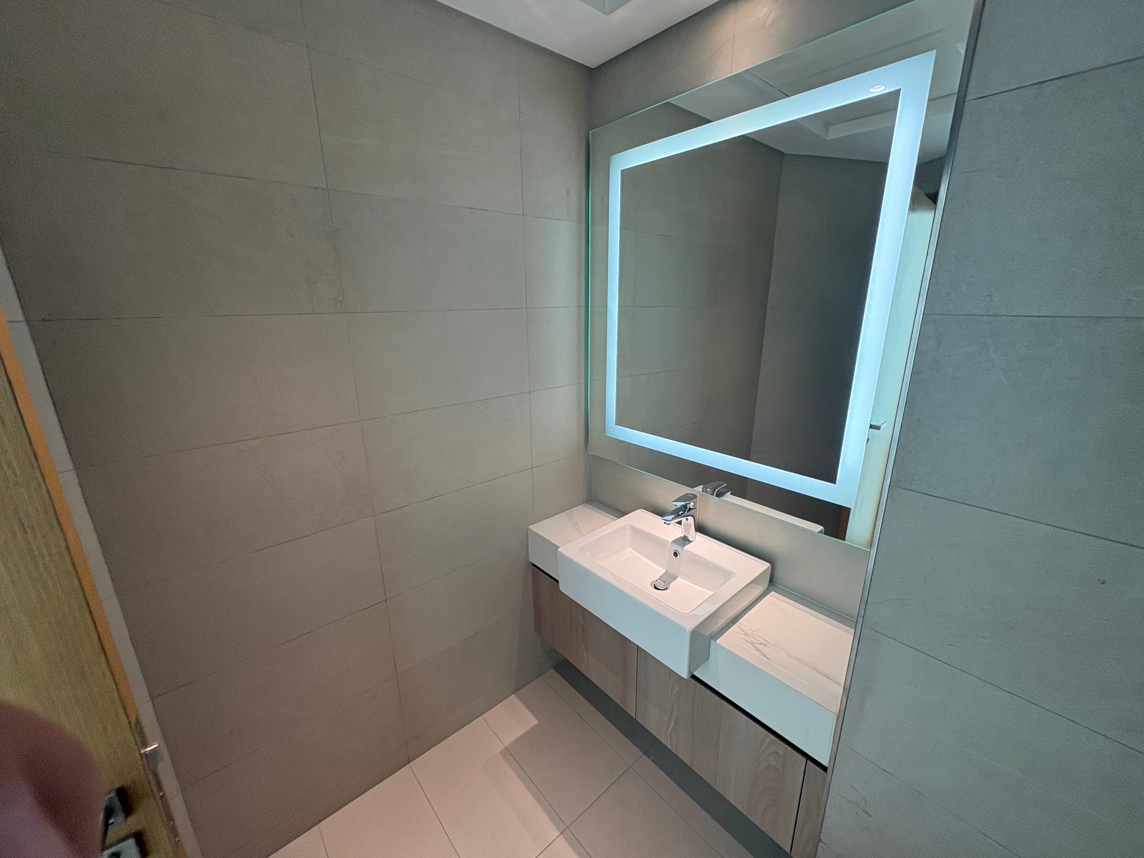 Spacious Living | Modern Finish | Prime Area photo 5