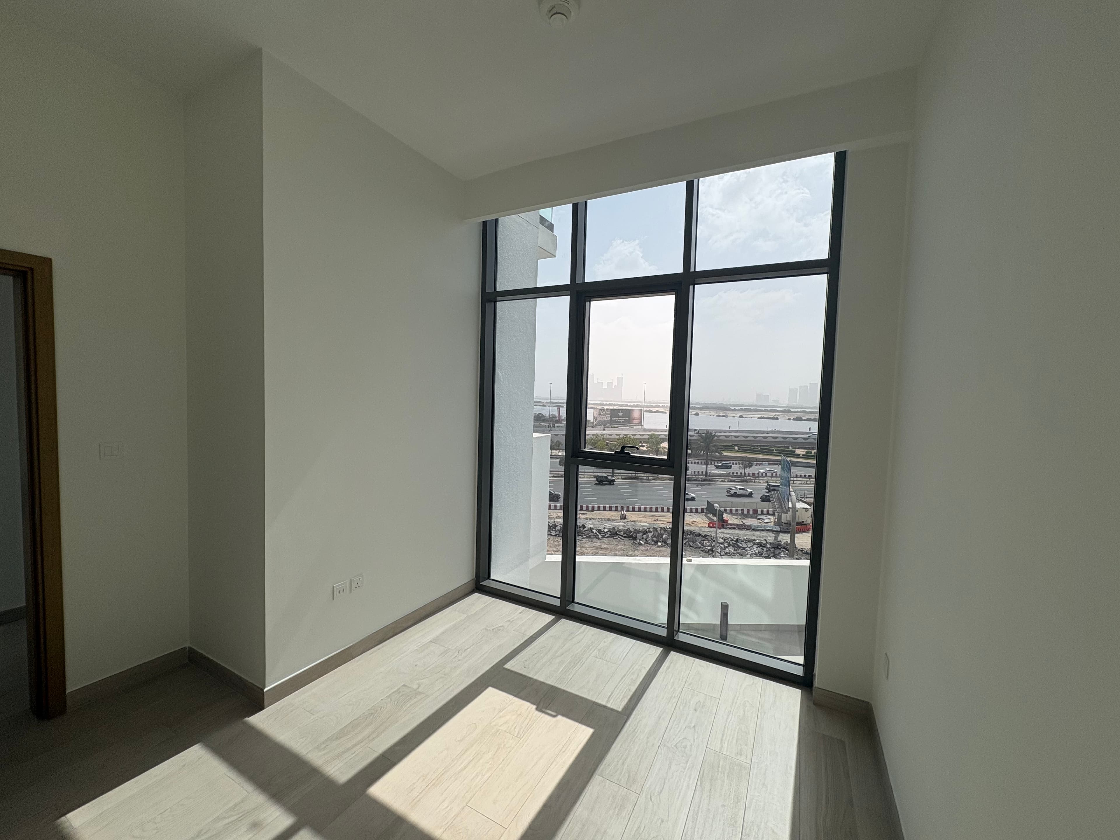 Spacious Living | Modern Finish | Prime Area photo 1
