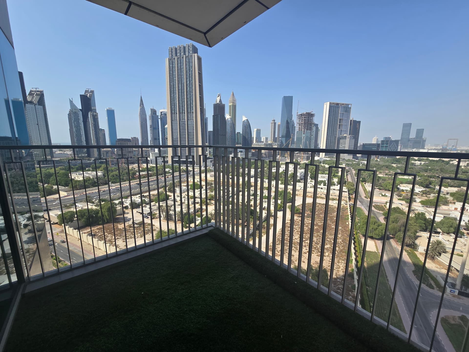 Zabeel Skyline View | Semi-Furnished | Direct Mall Access photo 3