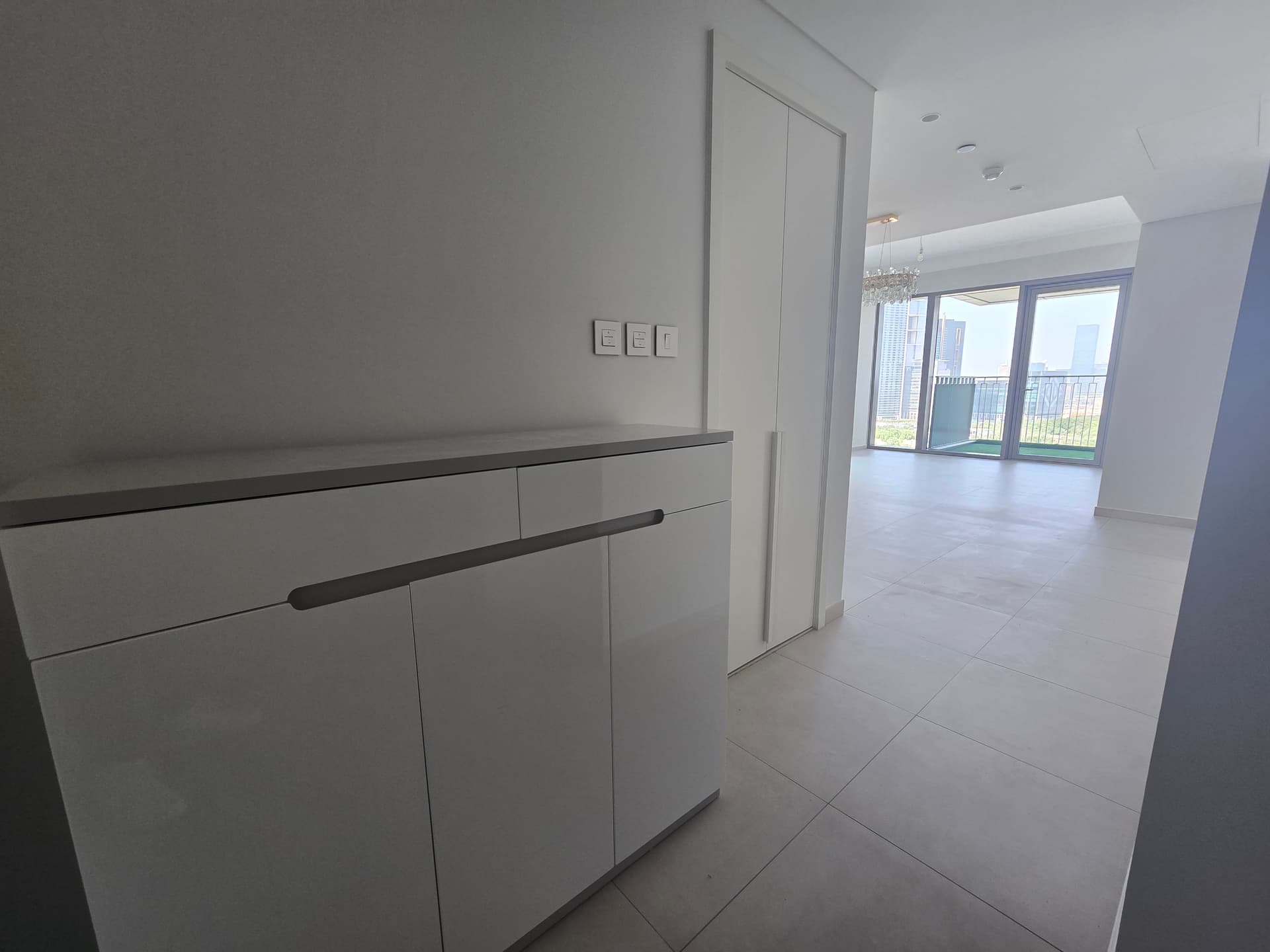 Zabeel Skyline View | Semi-Furnished | Direct Mall Access — 11