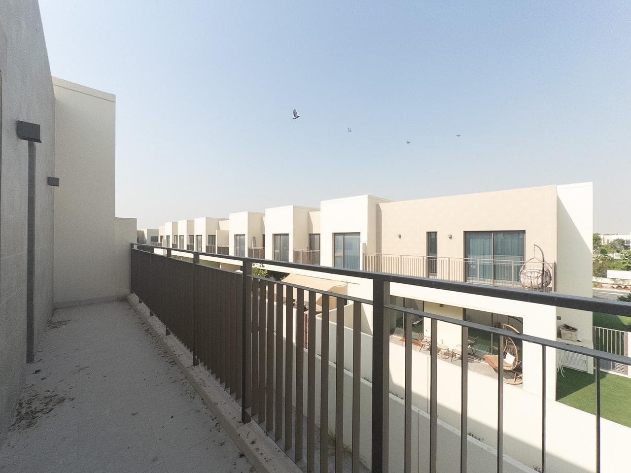 Stop Scrolling | Below Market | Call Now | Vacant Townhouse photo 3