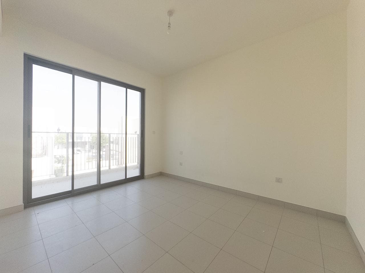 Stop Scrolling | Below Market | Call Now | Vacant Townhouse photo 5