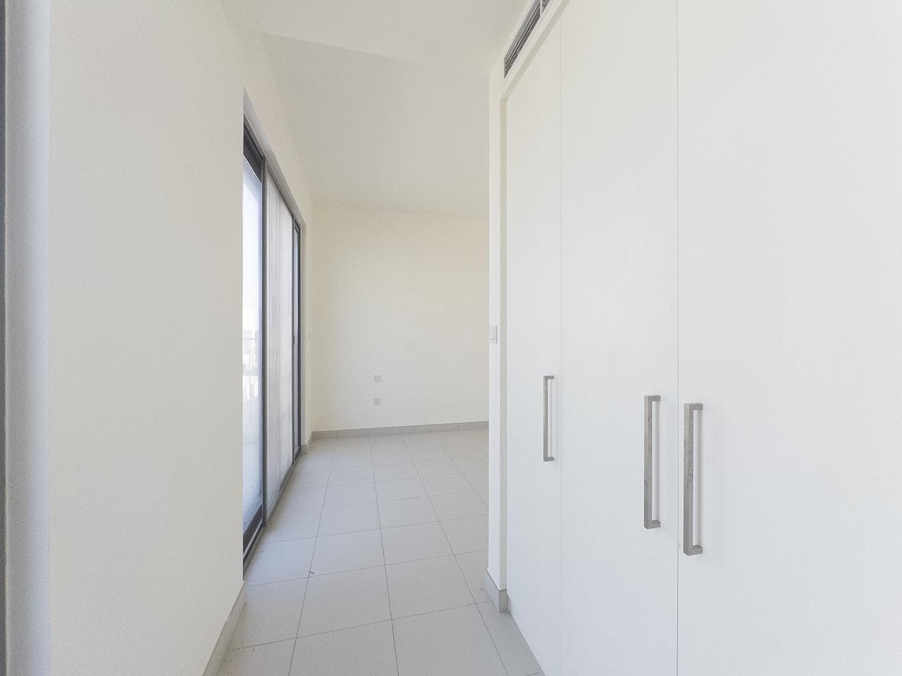 Stop Scrolling | Below Market | Call Now | Vacant Townhouse — 10