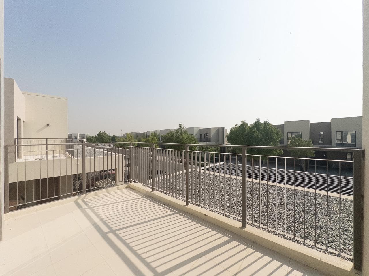 Stop Scrolling | Below Market | Call Now | Vacant Townhouse photo 2