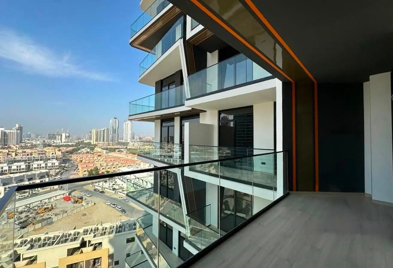 Unbeatable Deal | Large Modern Apartment — 8