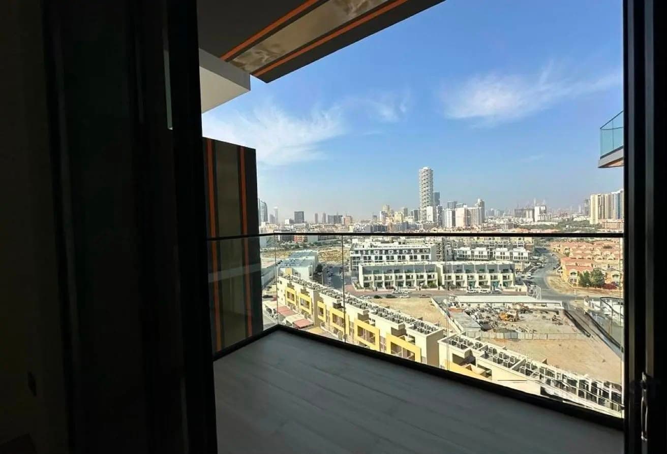 Unbeatable Deal | Large Modern Apartment — 7