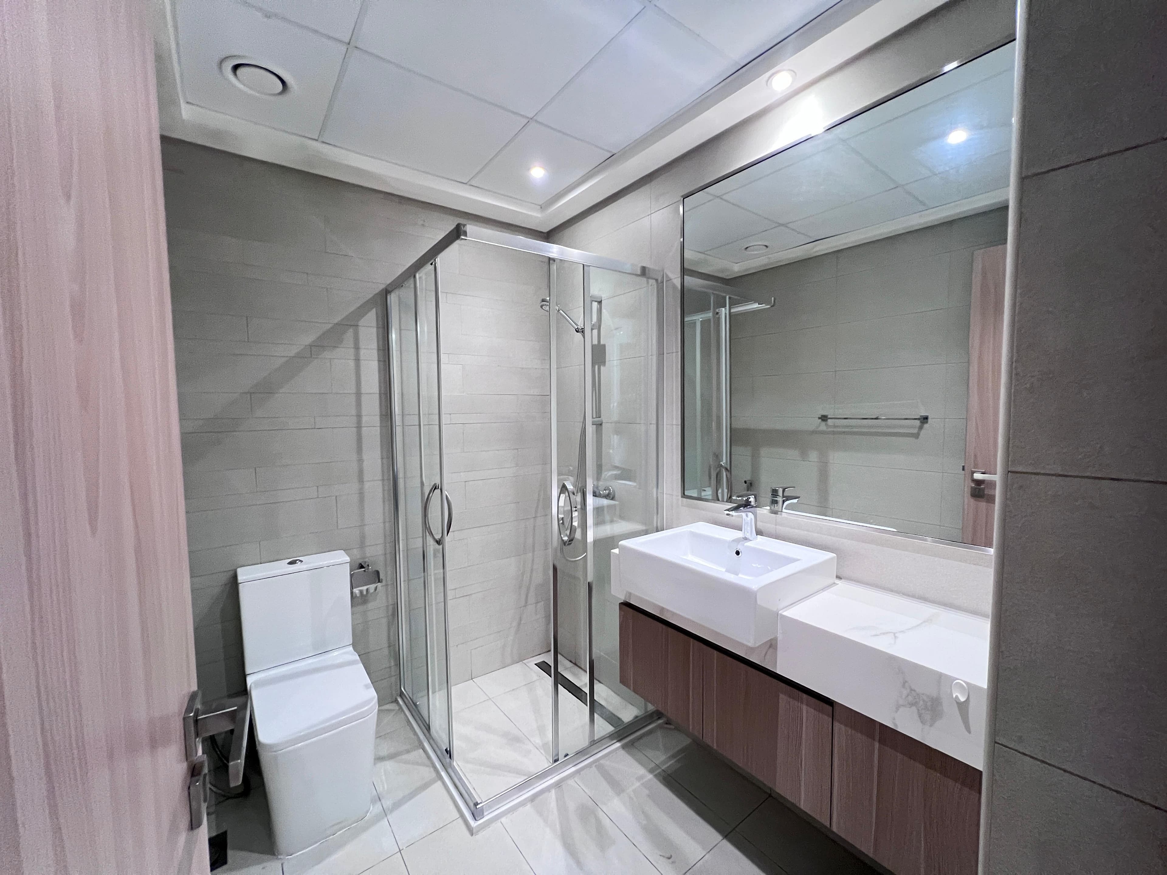 Upgraded | Modern Finishes |Community Views photo 4