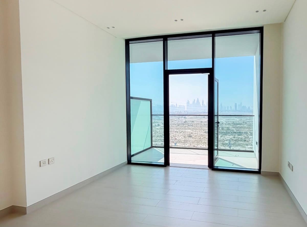 Premium Studio | Modern & Spacious photo 3