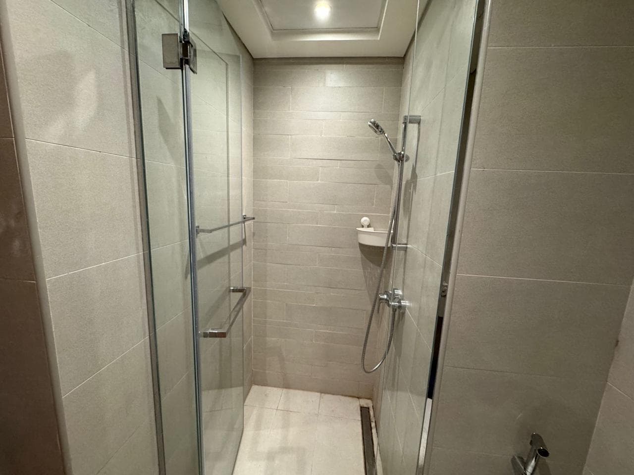 Modern Studio Unit| Fully Furnished| Vacant — 6