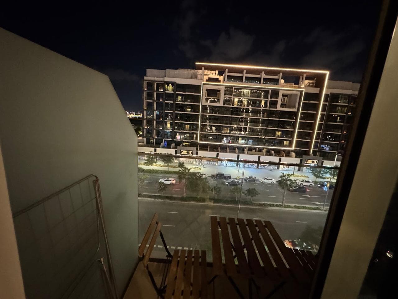 Modern Studio Unit| Fully Furnished| Vacant — 10