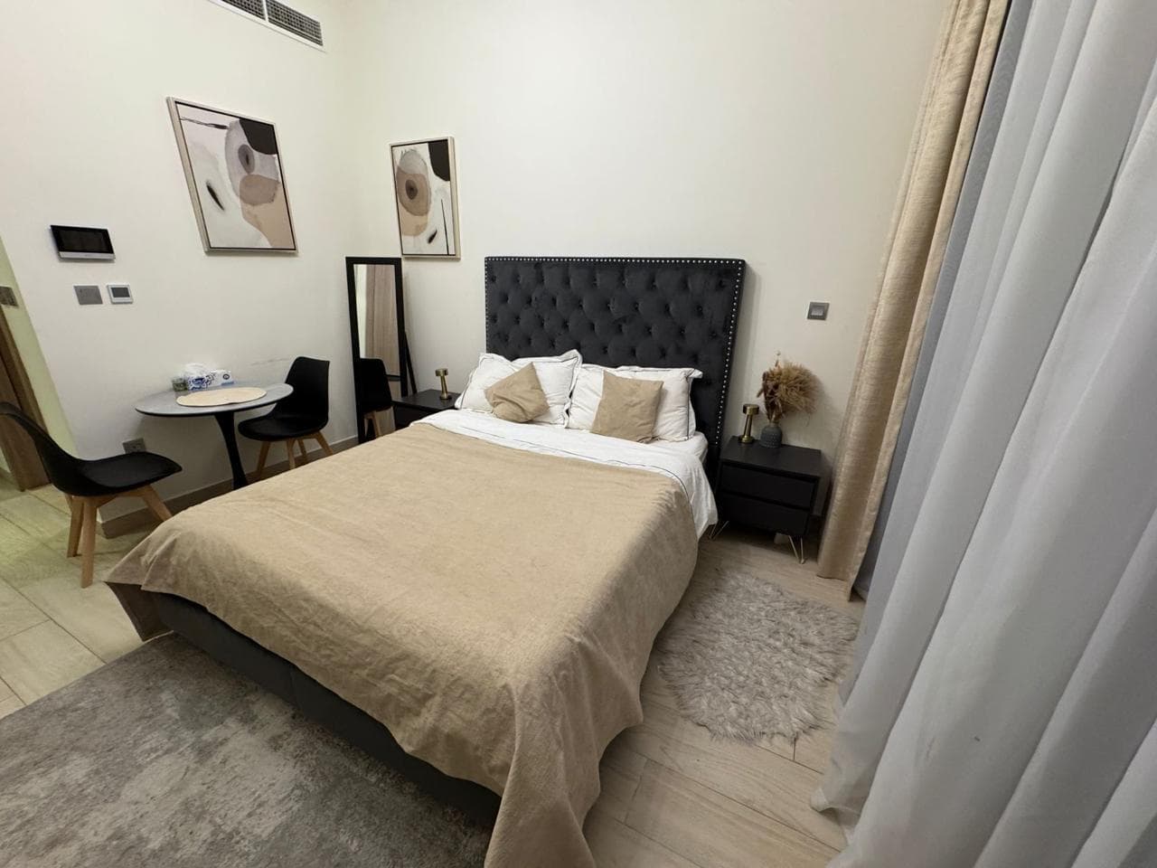 Modern Studio Unit| Fully Furnished| Vacant photo 1