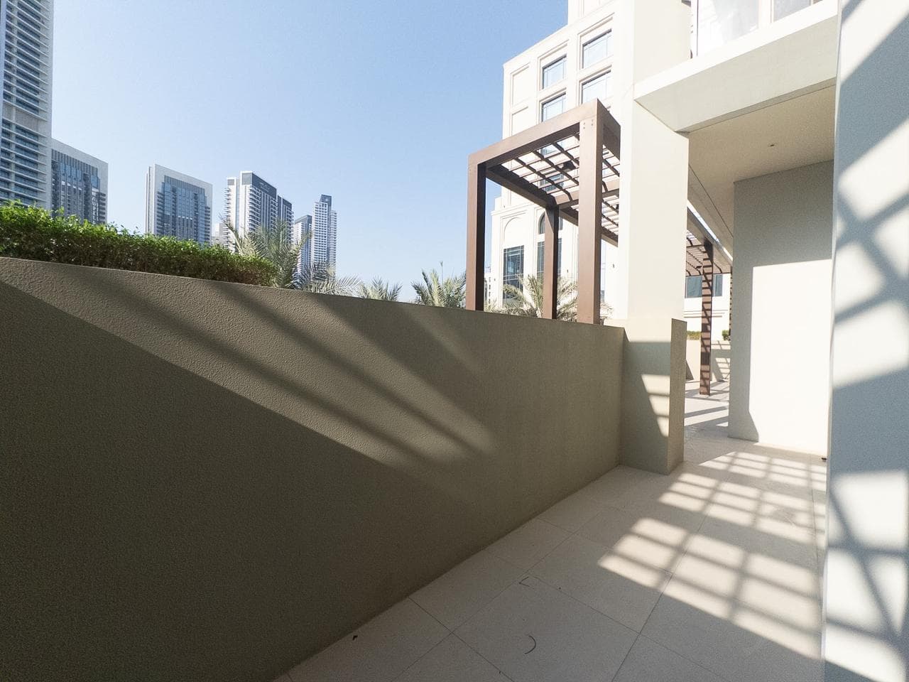 Spacious 3BR &4Baths|Big Balcony|Waterfront Living — 16