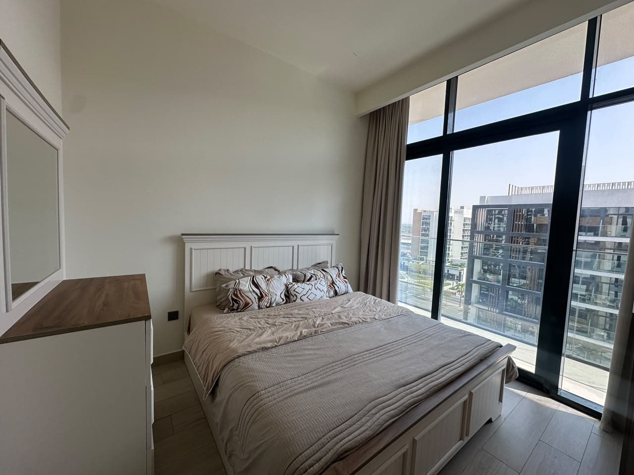 Modern Interior | Fully Furnished | Ready to Move photo 5