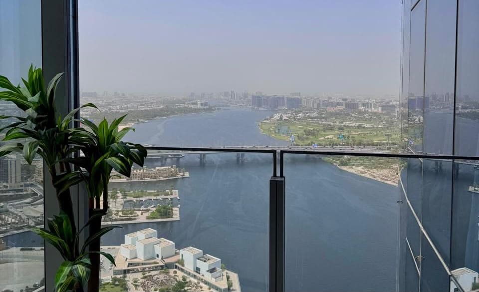 Luxury Furnisher | High Floor | Waterfront Living — 20