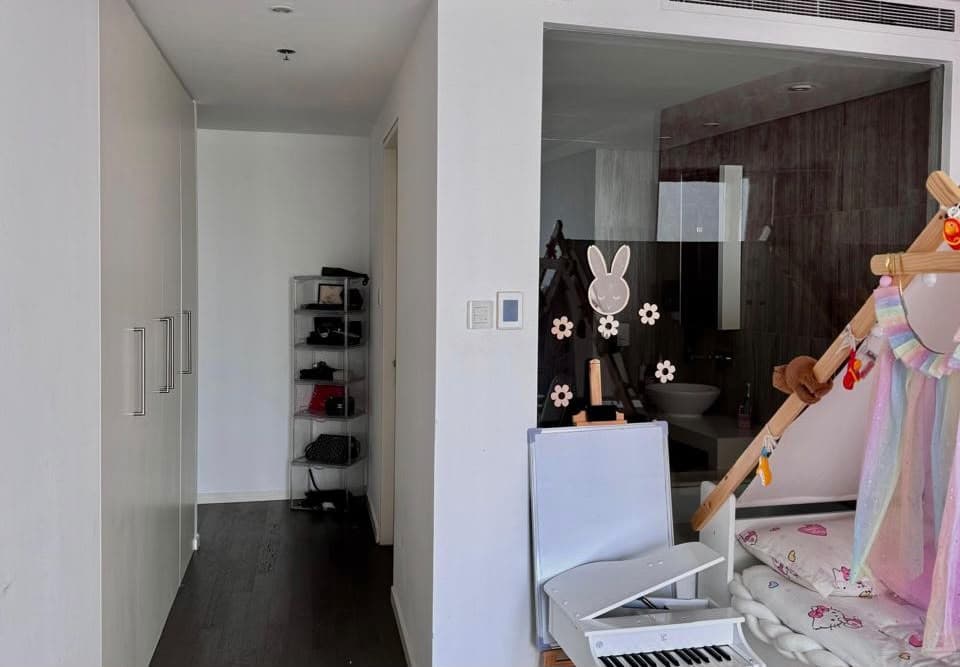 Luxury Furnisher | High Floor | Waterfront Living — 12