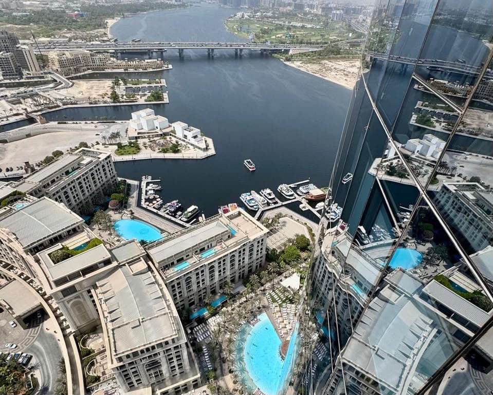 Luxury Furnisher | High Floor | Waterfront Living photo 1
