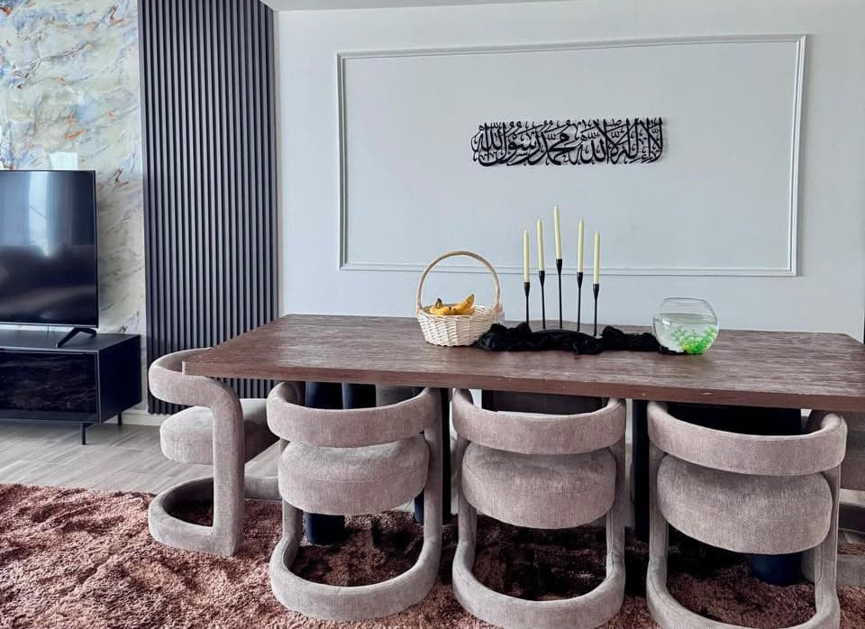 Luxury Furnisher | High Floor | Waterfront Living — 9