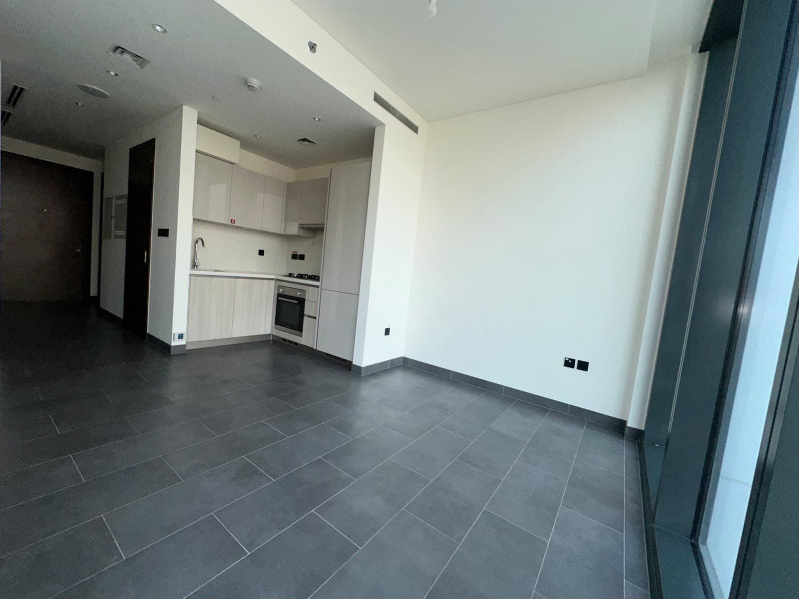 Modern 1BR | Balcony, Light-Filled Space — 11
