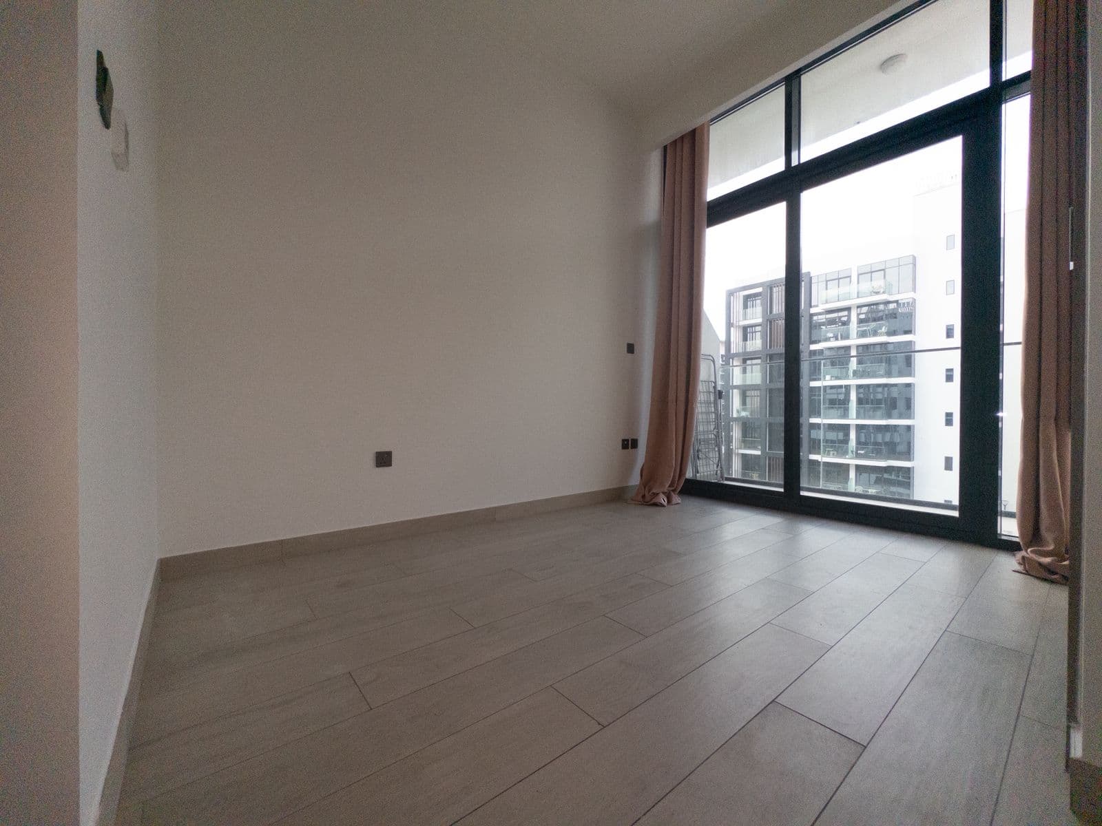 Bright Layout & Balcony | Prime Location photo 5