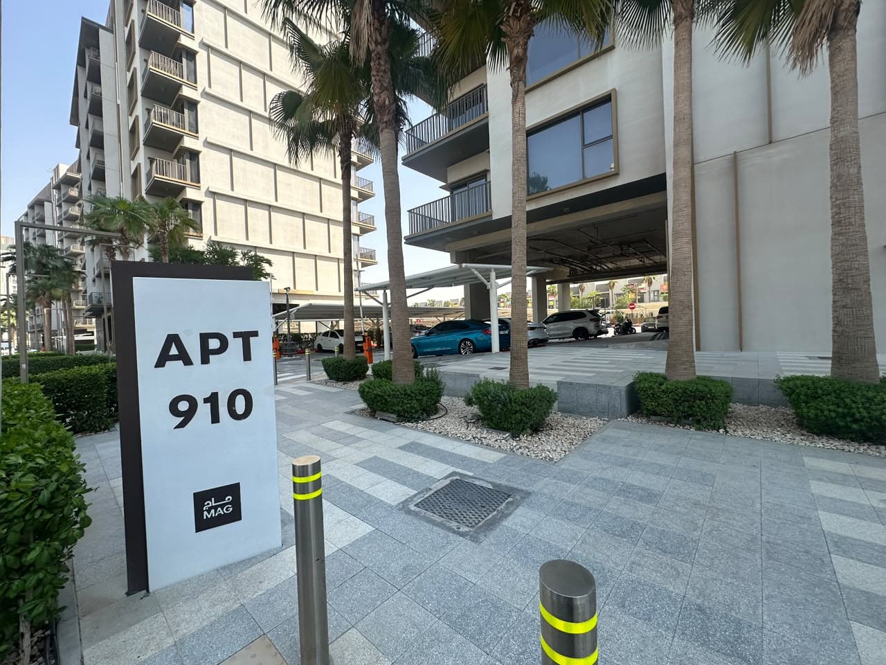 community view | Spacious Layout & Balcony | fully furnished — 18