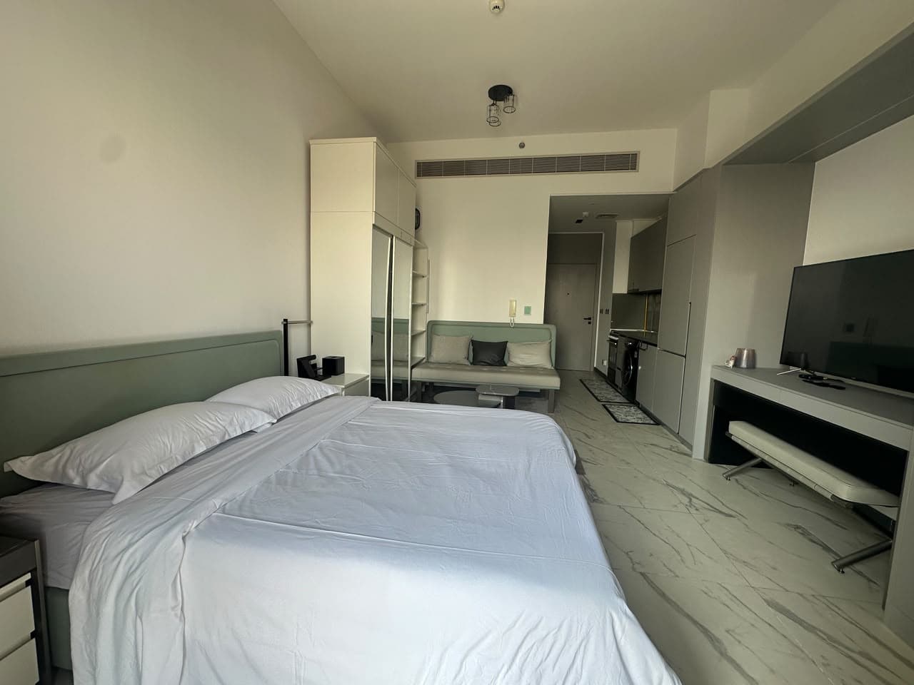 community view | Spacious Layout & Balcony | fully furnished — 8