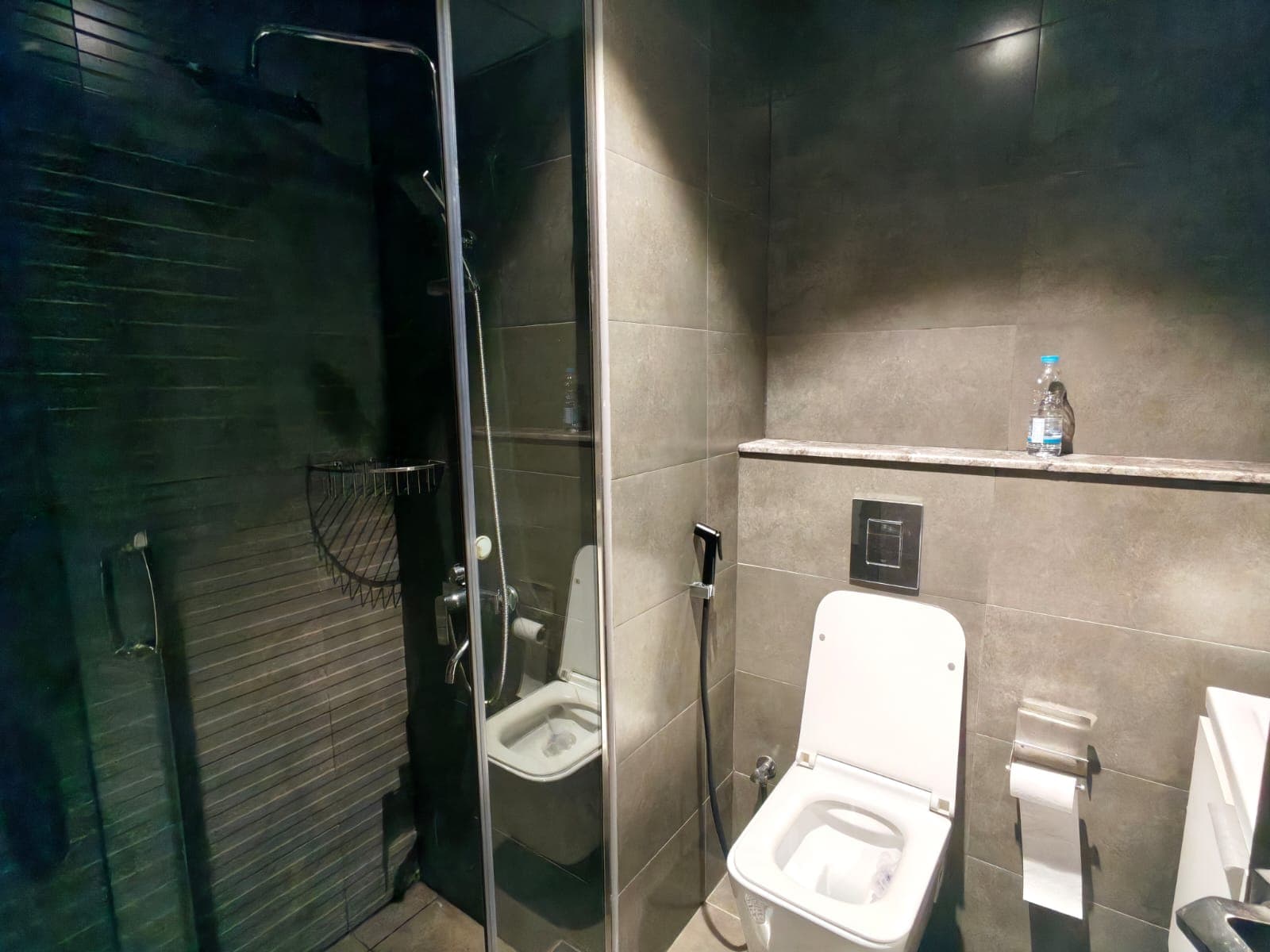 Fully Furnished Unit| Balcony| Bright & Spacious — 10