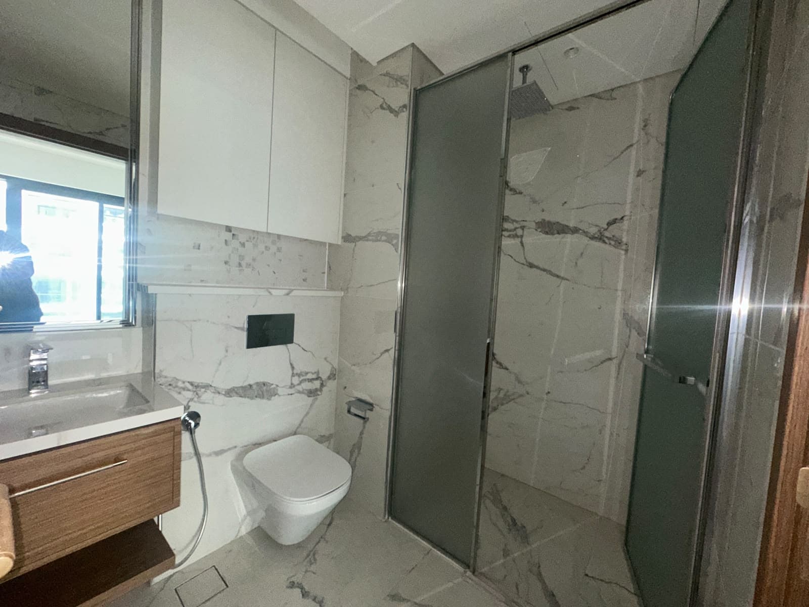 Spacious 2-Bedroom | Unfurnished | Prime Location — 14
