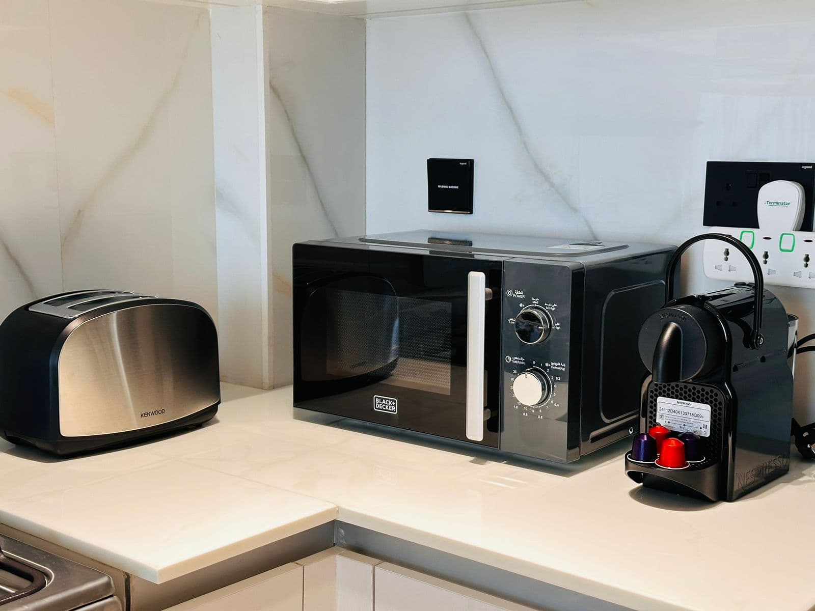 Fully Furnished | Modern Interior | Ready to Move — 9