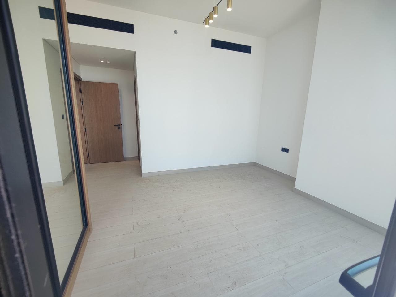 Spacious 2 Bedroom | 3 Bathrooms | Large Balcony | JVC photo 3