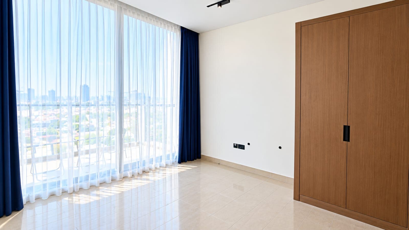 Ready Unit | Kitchen Furnished | High Floor | Balcony photo 2