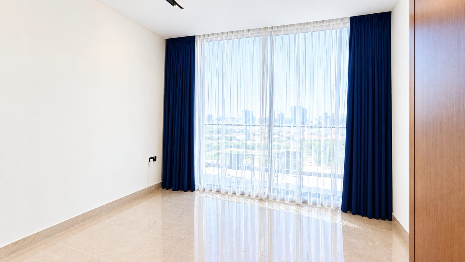 Ready Unit | Kitchen Furnished | High Floor | Balcony photo 1