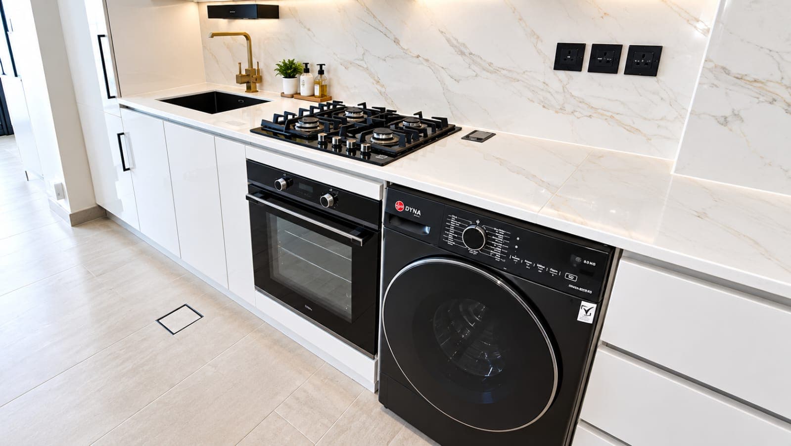 Ready Unit | Kitchen Furnished | High Floor | Balcony photo 5