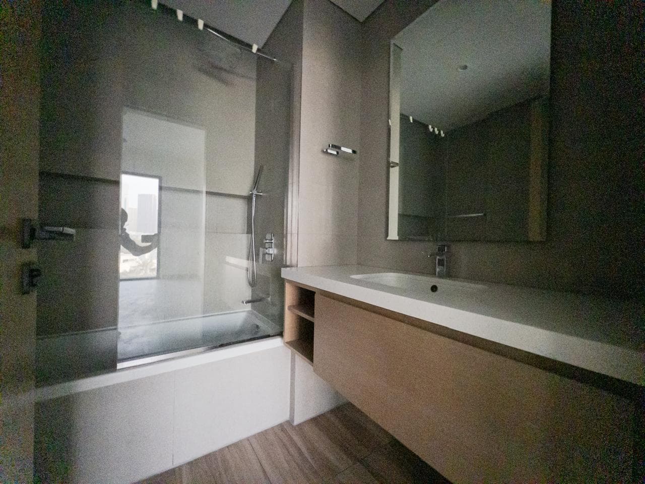 1 Bedroom + Maid | Park View | Spacious Layout — 7