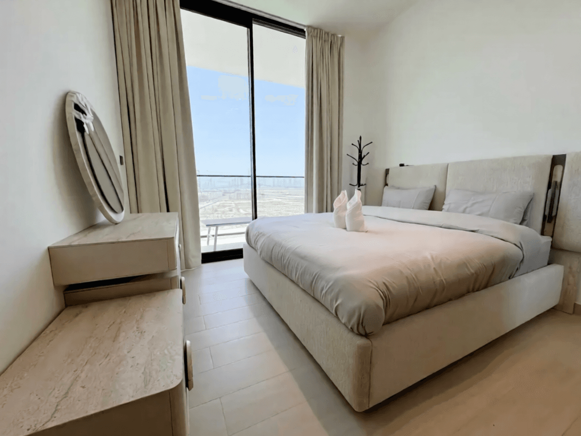Luxury 2-Bedroom Apartment with Study & Private Pool — 14