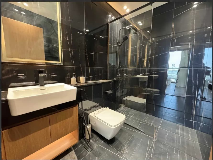 Luxury 2-Bedroom Apartment with Study & Private Pool — 22