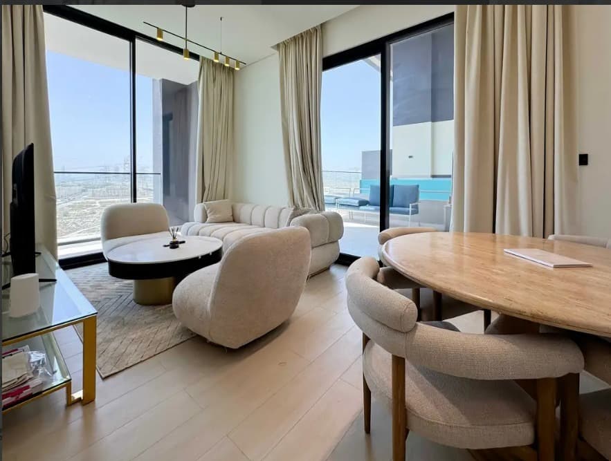 Luxury 2-Bedroom Apartment with Study & Private Pool — 6