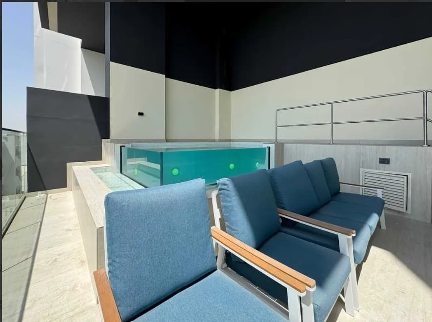 Luxury 2-Bedroom Apartment with Study & Private Pool — 25