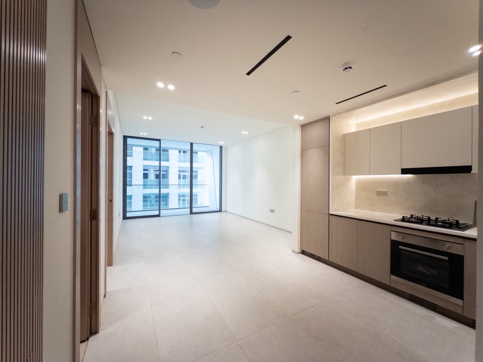 Brand New Apartment | Pool View & Spacious Balcony| Kitchen Furnished photo 5