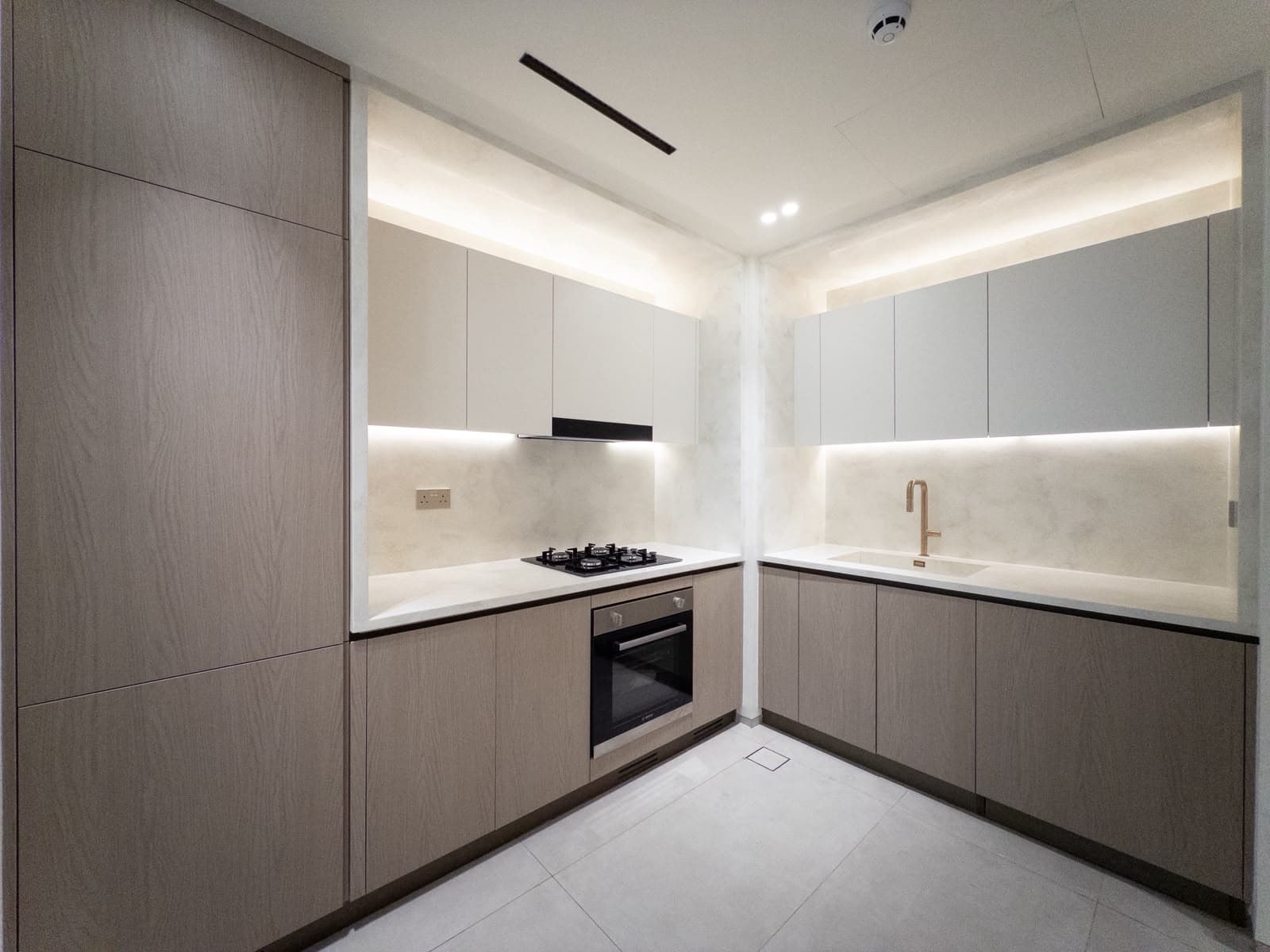Brand New Apartment | Spacious Layout, Pool View & Big Balcony — 10