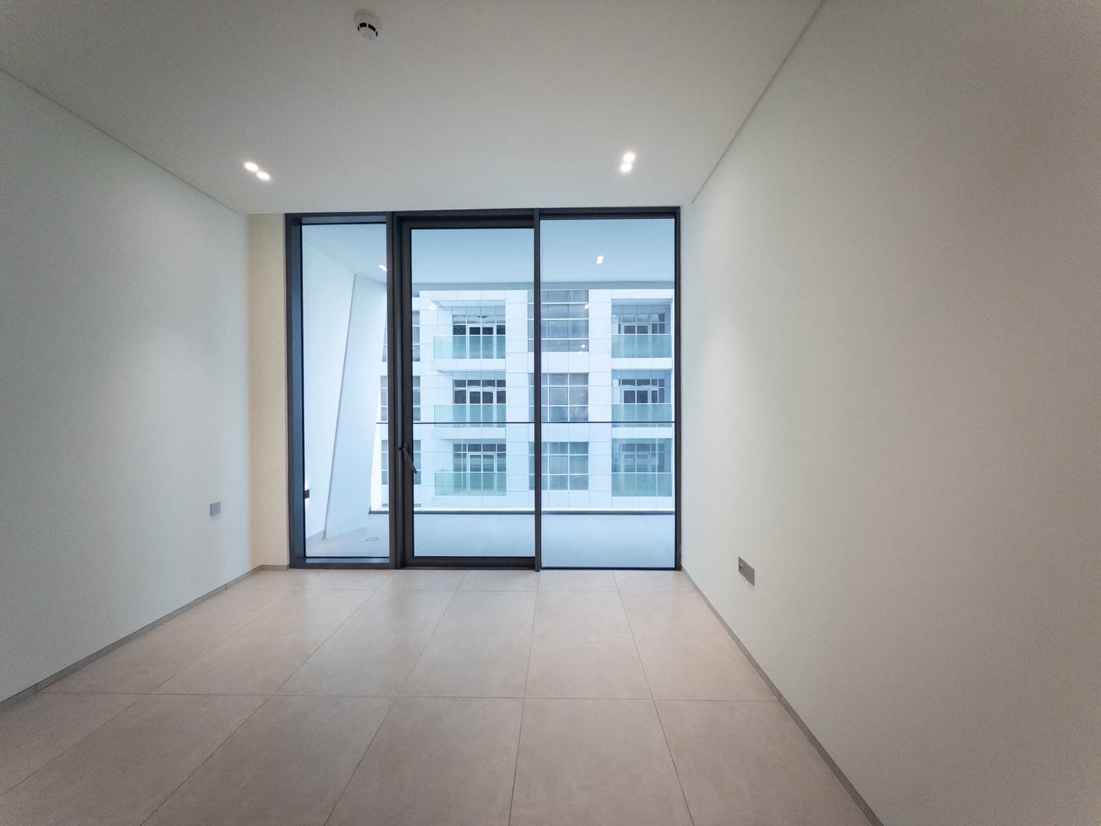 Brand New Apartment | Spacious Layout, Pool View & Big Balcony — 7