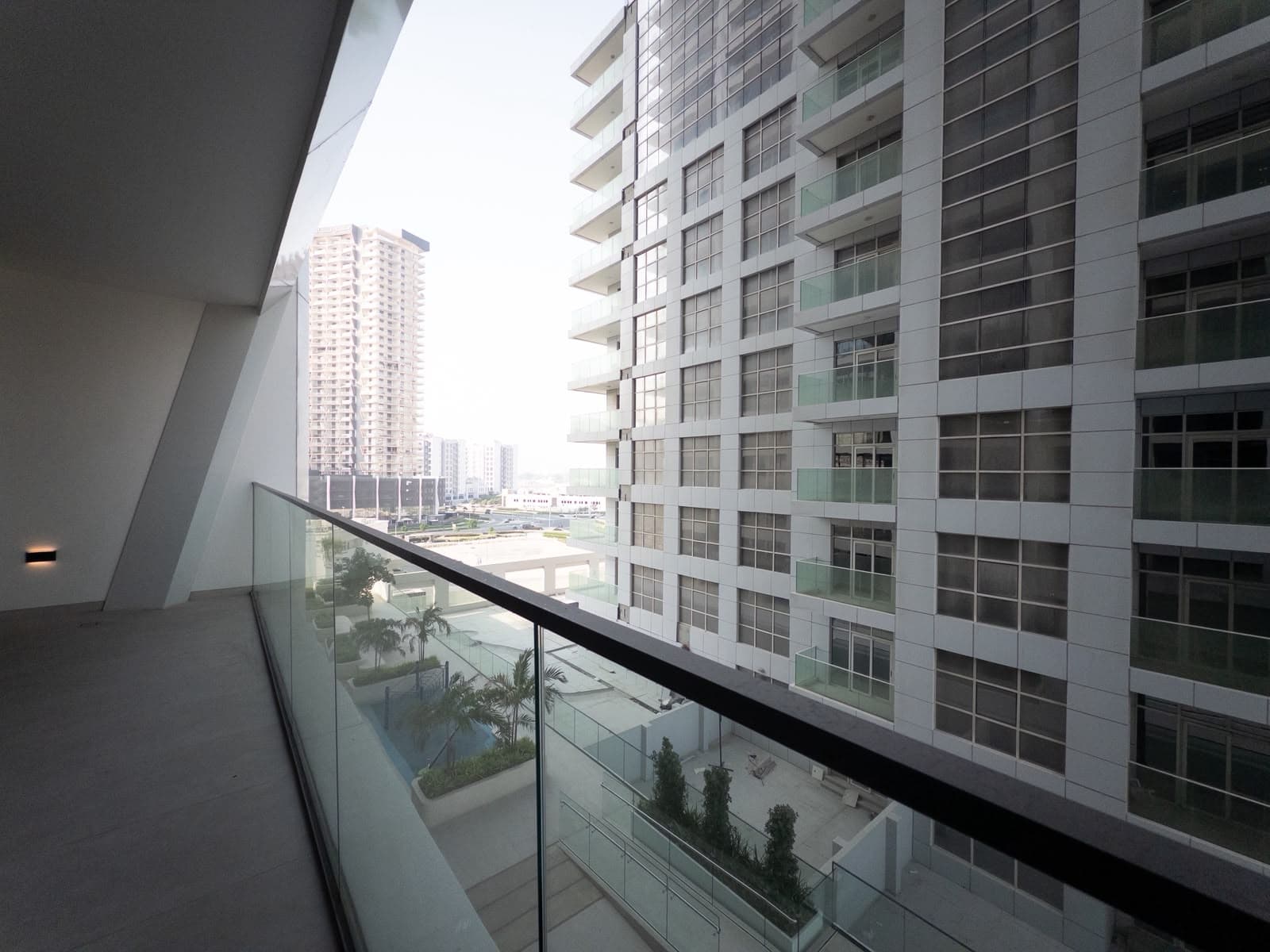 Brand New Apartment | Spacious Layout, Pool View & Big Balcony photo 3