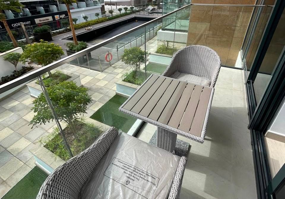 Contemporary| Bright Interiors| Scenic Views — 10