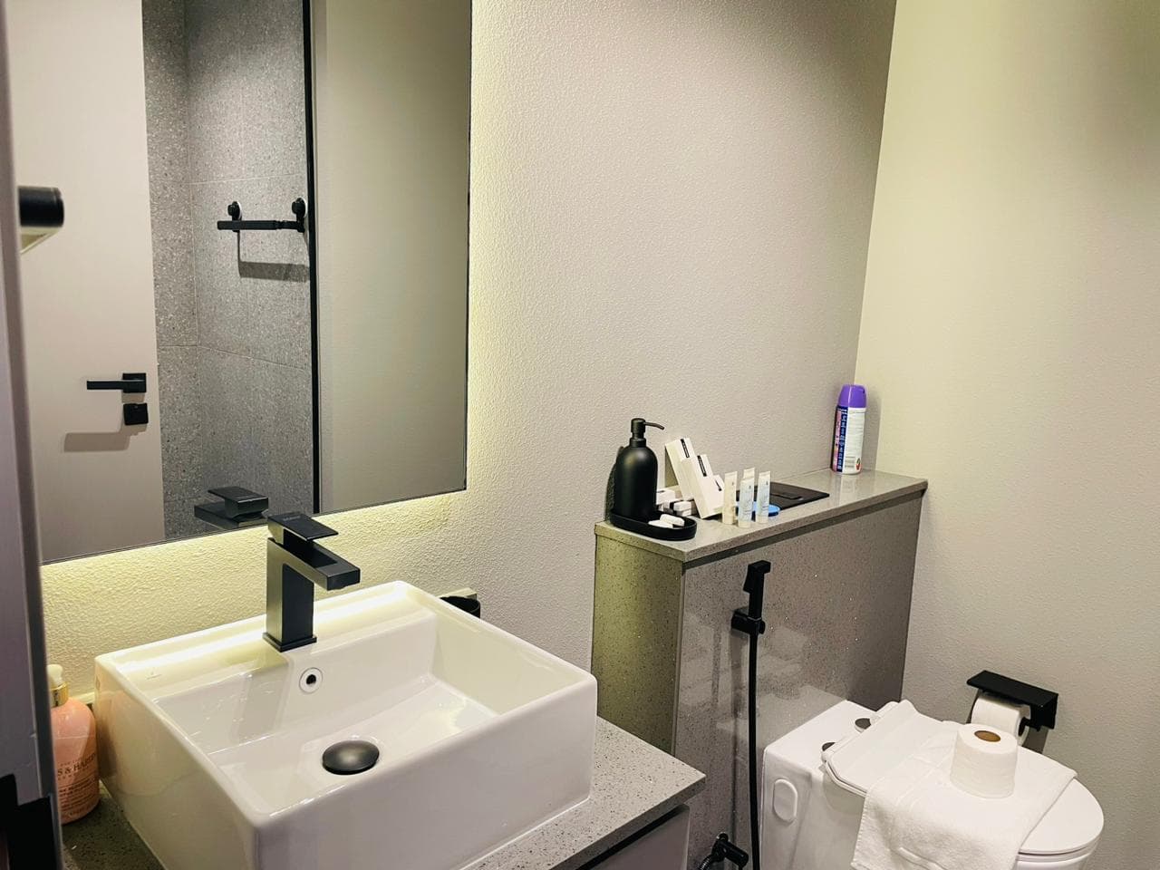 Fully Furnished | Ready to Move In |Prime Area — 7