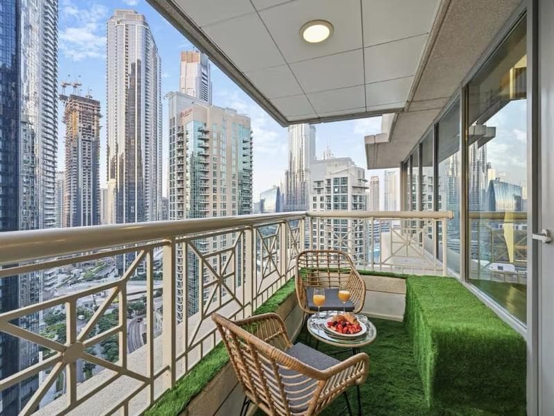 Luxury Spacious Unit | Burj View |Fully Furnished photo 1