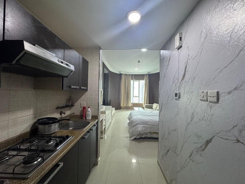 Luxury Furnished • Near Burj Khalifa • High Floor — 6