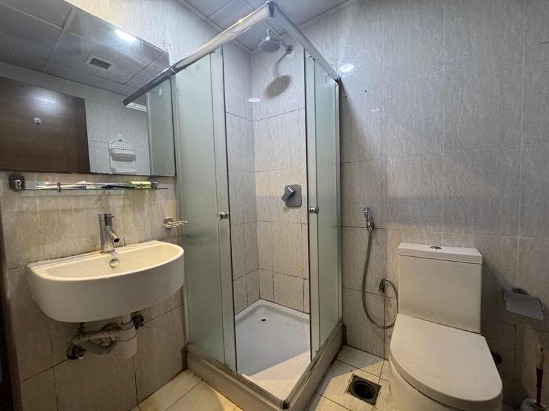 Luxury Furnished • Near Burj Khalifa • High Floor — 7